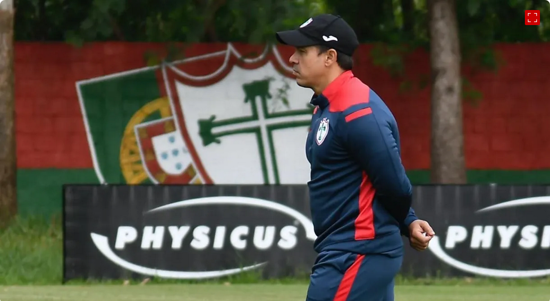 Às vésperas de decisão contra o Corinthians, Portuguesa demite treinador